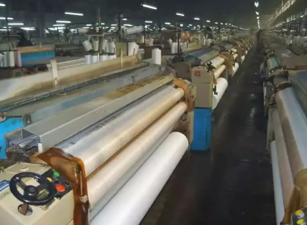 噴水織機的工藝參數(shù)有哪些？如何優(yōu)化調(diào)整？